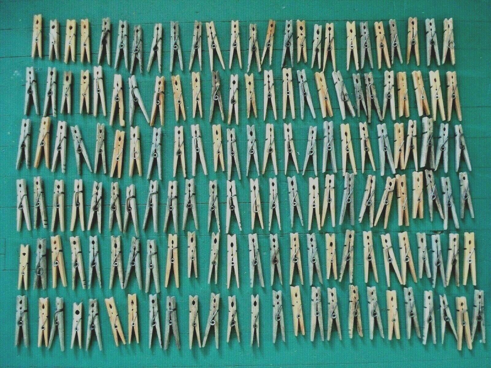Huge Vtg Lot 125 Spring Loaded Wooden Clothing Hanging Pins Laundry Clothespins